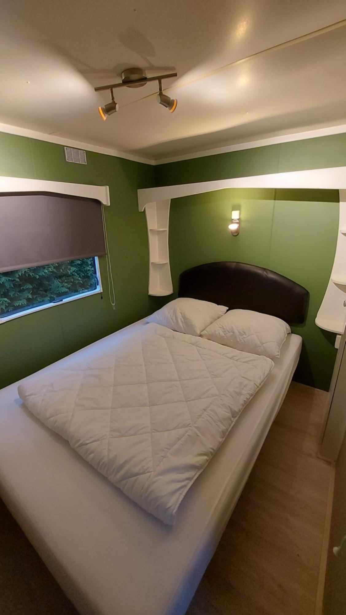 Westergeest Familychalet De Schaapskooi, 6-Persons, Big Private Garden, Dogs Aloud מראה חיצוני תמונה